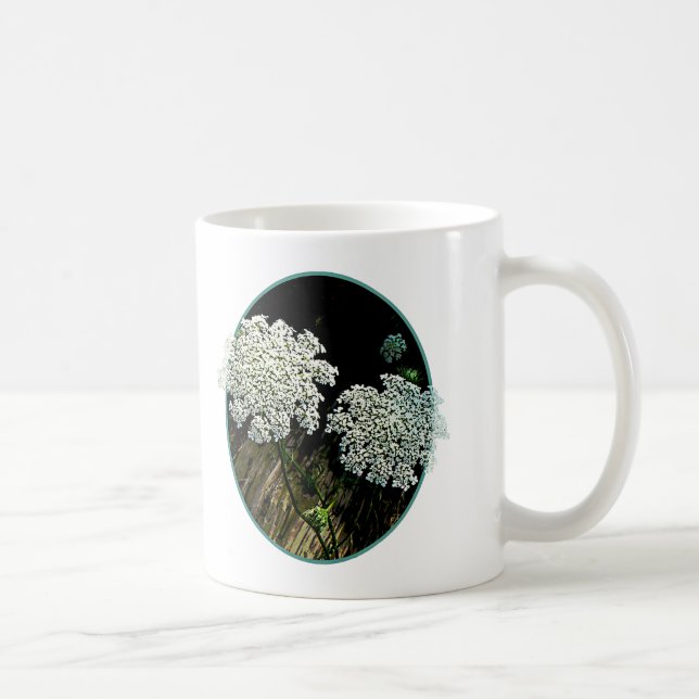 Zwei Königin Anne's Lace Tasse (Rechts)