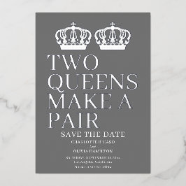 Zwei Königinnen machen eine paarige lesbische Hoch Folieneinladung