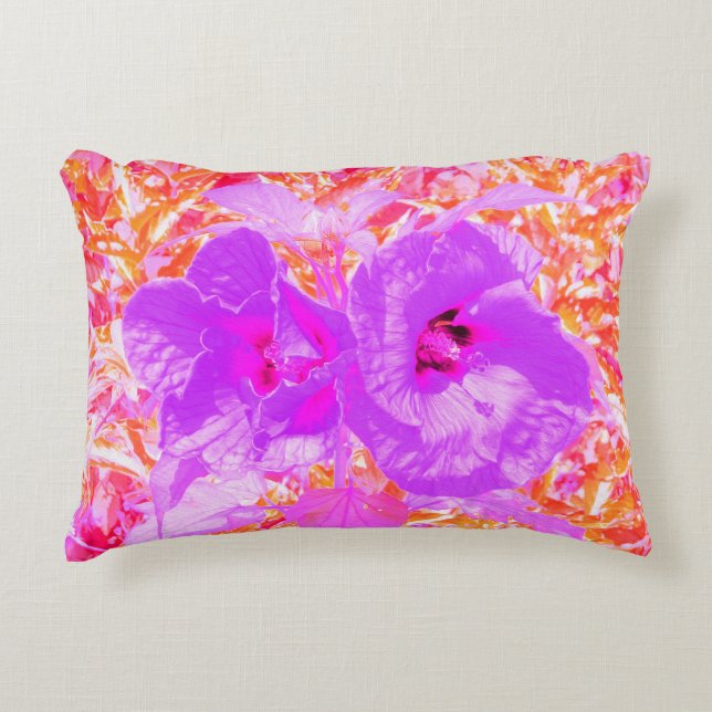 Zwei Lila und heiße rosa Pollen Crazy Hibiskus Dekokissen (Vorderseite)