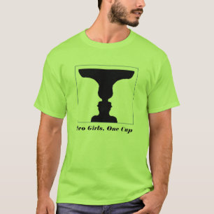 zwei Mädchen eine Schale T-Shirt