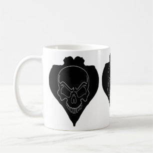 Zwei Mädchen und Schädel Tasse