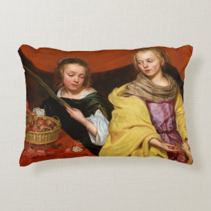 Zwei Mädchen wie Saint Agnes und Saint Dorothea Dekokissen
