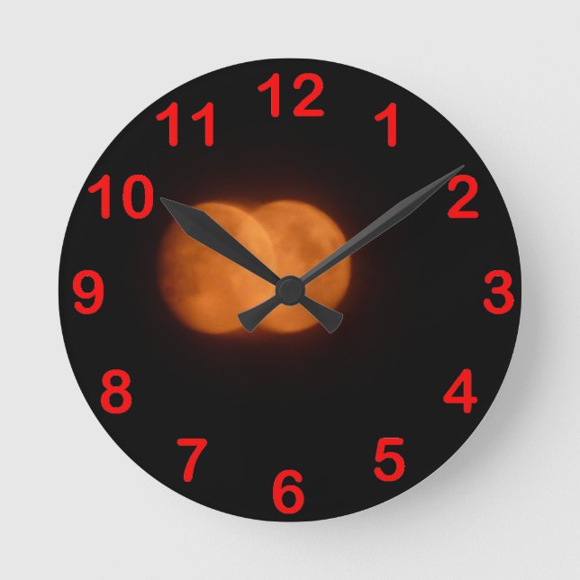Zwei Mond Runde Wanduhr (Vorderseite)
