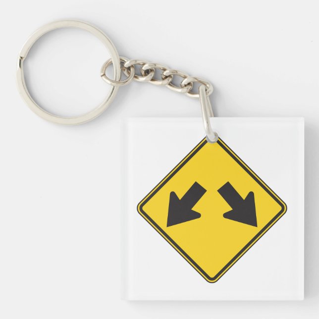 Zwei nach unten zeigende Pfeile Warnstraßenschild Schlüsselanhänger (Vorderseite)