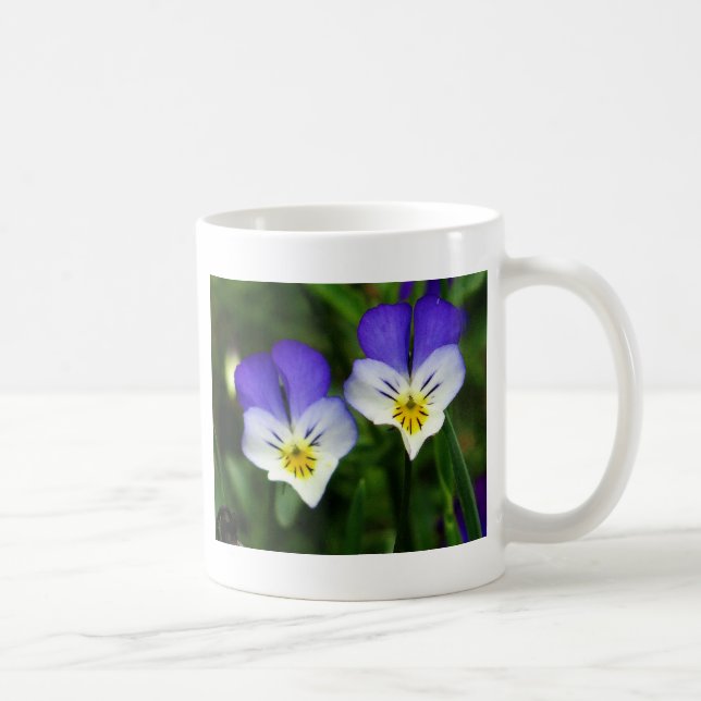 Zwei niedliche Blauvioletten Kaffeetasse (Rechts)