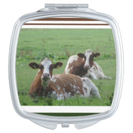 Zwei Niedliche, weiße, braune Kühe Compact Mirror Taschenspiegel
