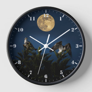 Zwei Ospreys bei Vollmond Uhr