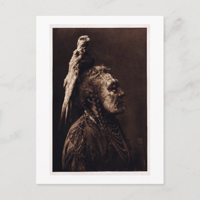 Zwei Pfeifen, ein Crow Medicine Man. Postkarte (Vorderseite)