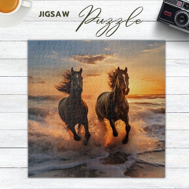 Zwei Pferde laufen bei Sonnenuntergang am Strand Puzzle (Horse cantering on the beach Puzzle)