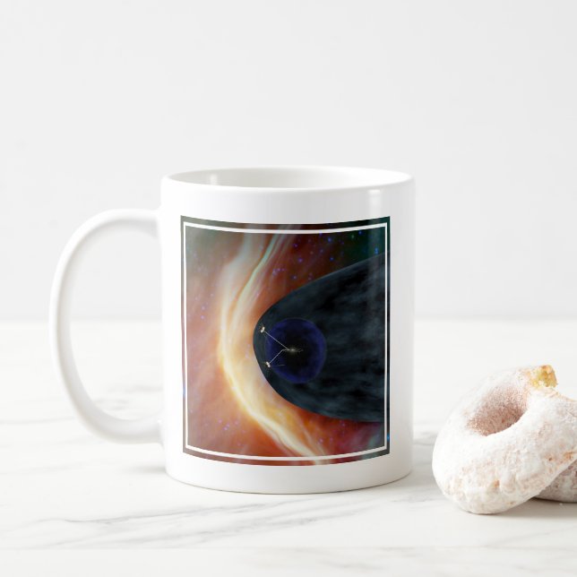 Zwei Raumschiffe der Voyager entdecken den turbule Kaffeetasse (Mit Donut)