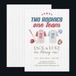 Zwei Rookies ein Team Baseball Twin Brother Einladung<br><div class="desc">Doppelte den Spaß,  doppelt die Zuhause läuft! Feiern Sie den besonderen Tag Ihrer Zwillingsjungen mit dieser "Two Rookies,  One Team" Baseball-Geburtstagseinladung. Dieses Design mit klassischer Fledermaus- und Ballgrafik eignet sich perfekt für ein Vintages Sportfest.</div>