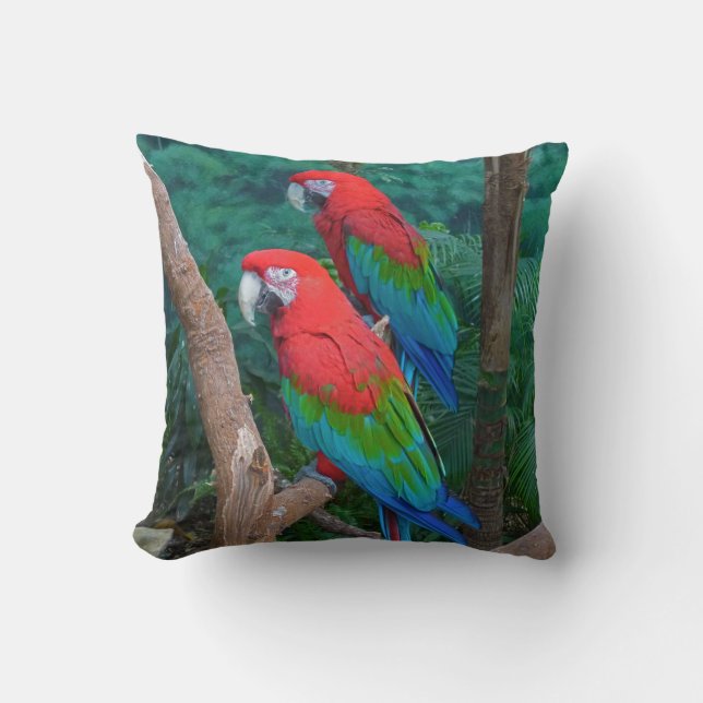 Zwei rot und grüner Winged MacawsAra Chloropterus Kissen (Vorderseite)