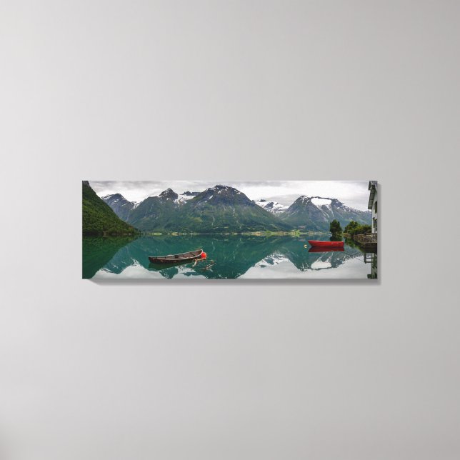 Zwei Ruderboote mit Reflektion in einer Leinwand (Vorderseite)