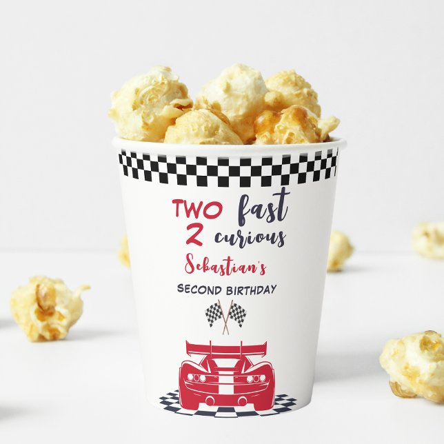 Zwei schnell zwei neugierige zweite Kindergeburtst Pappbecher (Von Creator hochgeladen)