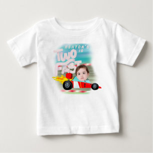 Zwei schnelle Geburtstagsfeier Baby T-shirt