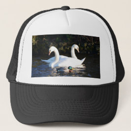 Zwei Schwäne und eine Ente Truckerkappe