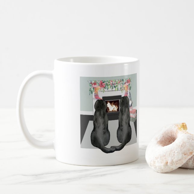 Zwei schwarze Labrador Hunde Weihnachten Feuerplat Kaffeetasse (Mit Donut)