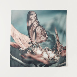 ZWEI SCHWARZSCHALTFLÄCHEN AUF DER SEITE VON BLUME WANDTEPPICH