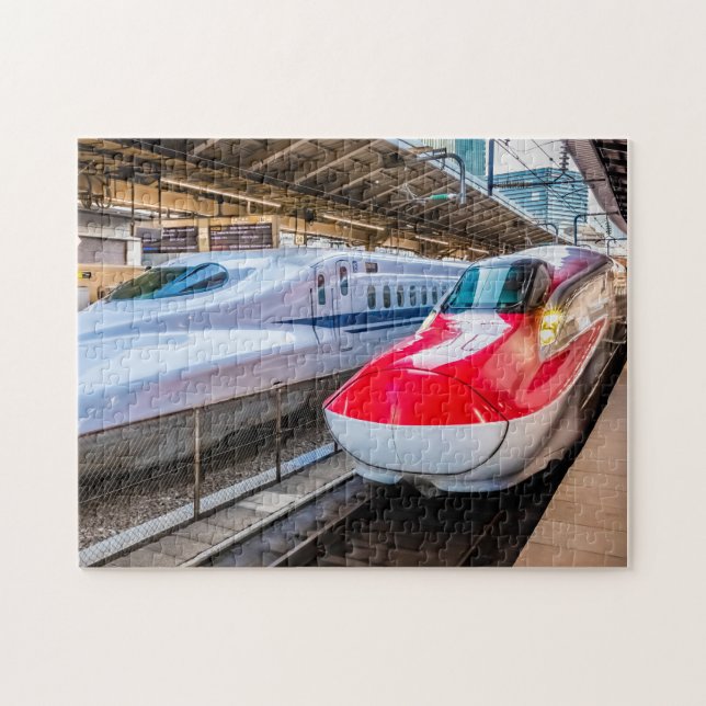 Zwei Shinkansen am Bahnhof Tokio Puzzle (Horizontal)