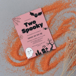 Zwei Spooky Pink Halloween Zweite Geburtstagsparty Einladung