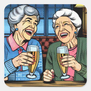 Zwei süße ältere Damen in einer Bar trinken Bier Quadratischer Aufkleber