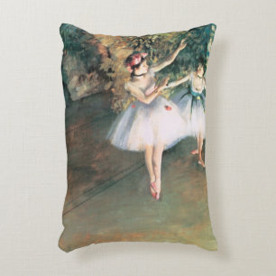 Zwei Tänzerinnen auf einer Bühne von Edgar Degas, Dekokissen
