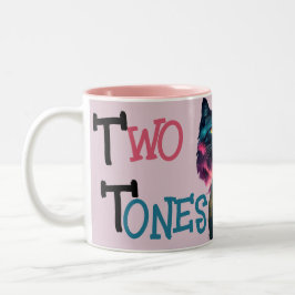 Zwei Töne Liebe: Vibrant Cat Pair Zweifarbige Tasse