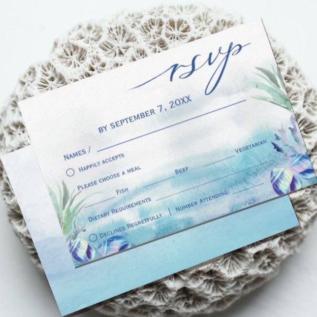 Zwei weniger Fische im Sommer Hochzeitssommer (This wedding RSVP card features a watercolor teal ocean and dreamy design. )
