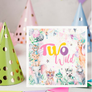 Zwei wild lebende tropische Safari-Tiere zum zweit Serviette