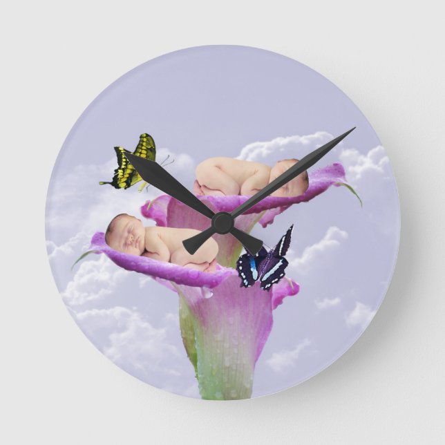 Zweimal die Freude mit Baby-Twin-Dusche Einladung Runde Wanduhr (Vorderseite)