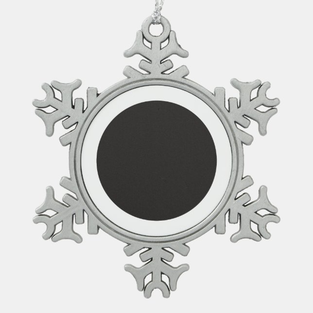 Zwergschneeflocken Roter Hintergrund Schneeflocken Zinn-Ornament (Vorderseite)