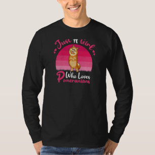 Zwergspitz Retro Ein Mädchen Das Zwergspitz Liebt T-Shirt