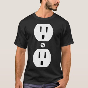 zwischen 2\1 Plug-Socket passend Kostüm Funny T-Shirt
