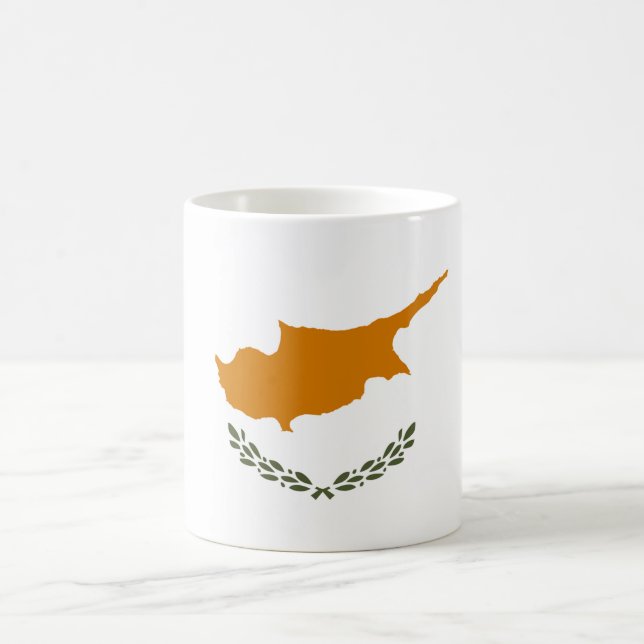 zyprische Flagge Kaffeetasse (Mittel)